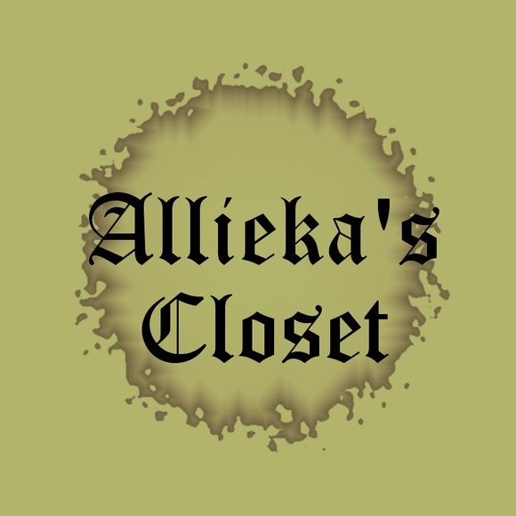 Meet your Posher, Allieka - Picture 2 of 2